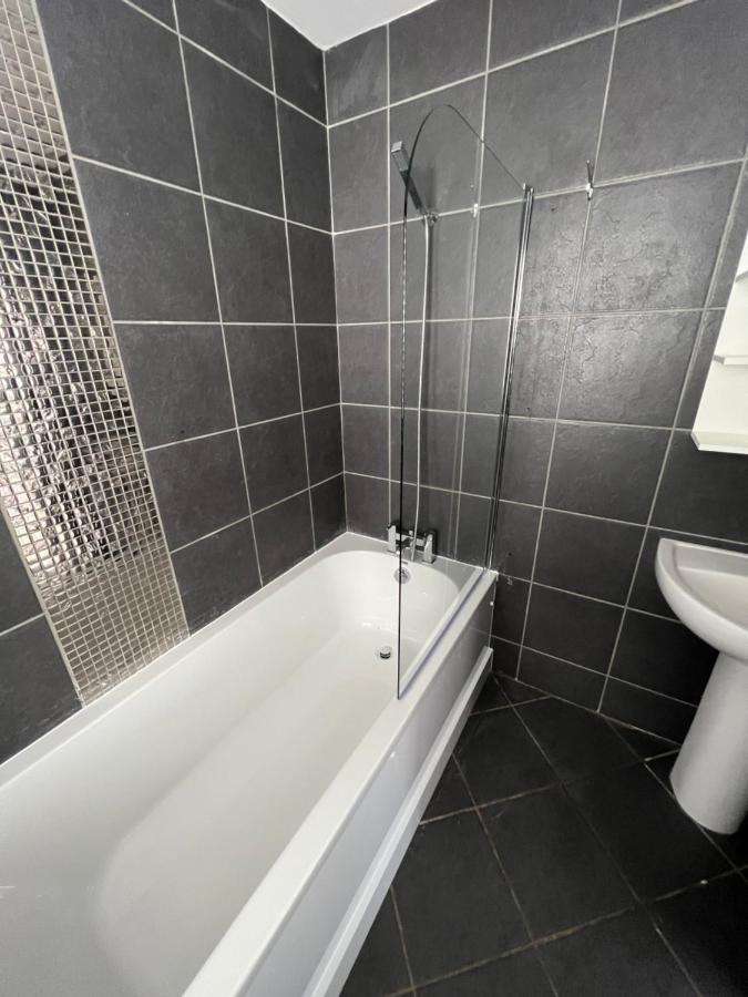3 Bed Luxury Open Plan Living Rayleigh Exterior foto