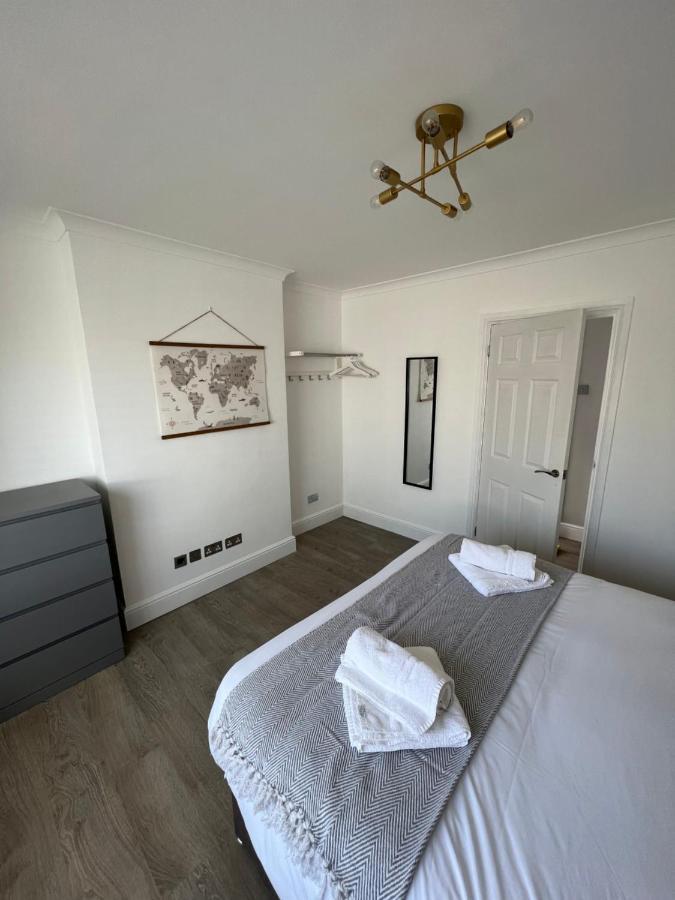 3 Bed Luxury Open Plan Living Rayleigh Exterior foto