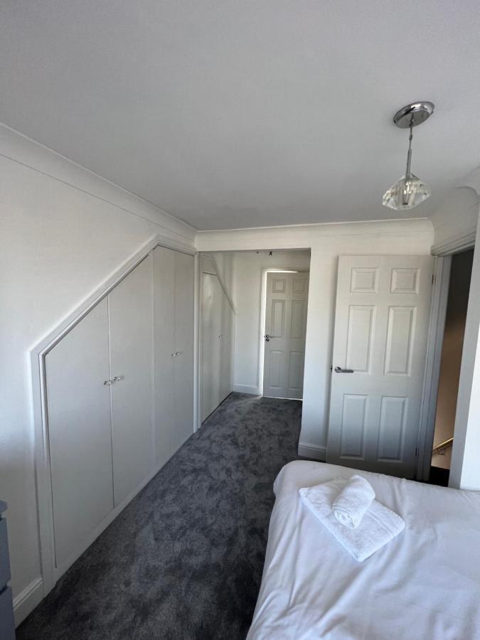 3 Bed Luxury Open Plan Living Rayleigh Exterior foto